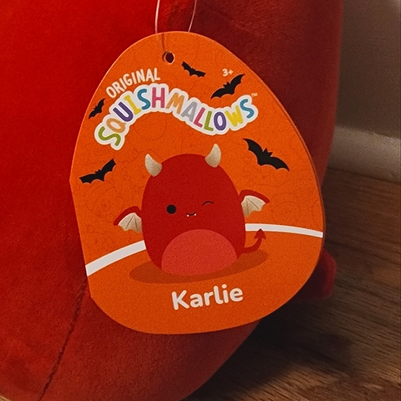 Karlie the Devil Bat, 8" Halloween Squishmallow - Picture 3 of 3